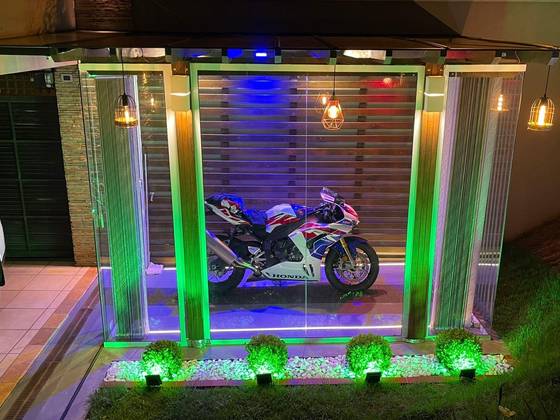HONDA CBR 1000RR-R FIREBLADE SP HONDA CBR 1000RR-R FIREBLADE SP